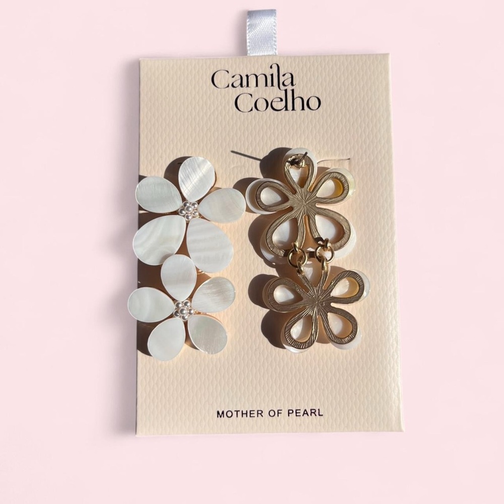 Camila Coelho | New In Box Mother Of Pearl Flower Earrings - Picture 6 of 6